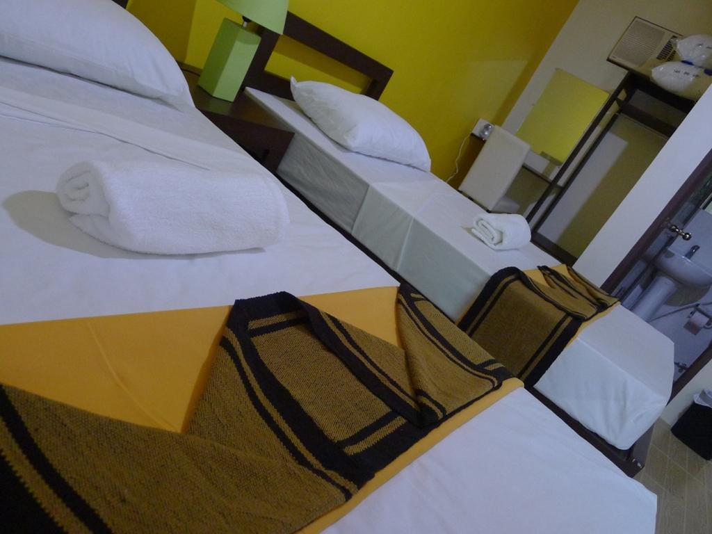 By The Bay, Jacana Bed & Breakfast Puerto Princesa Bilik gambar