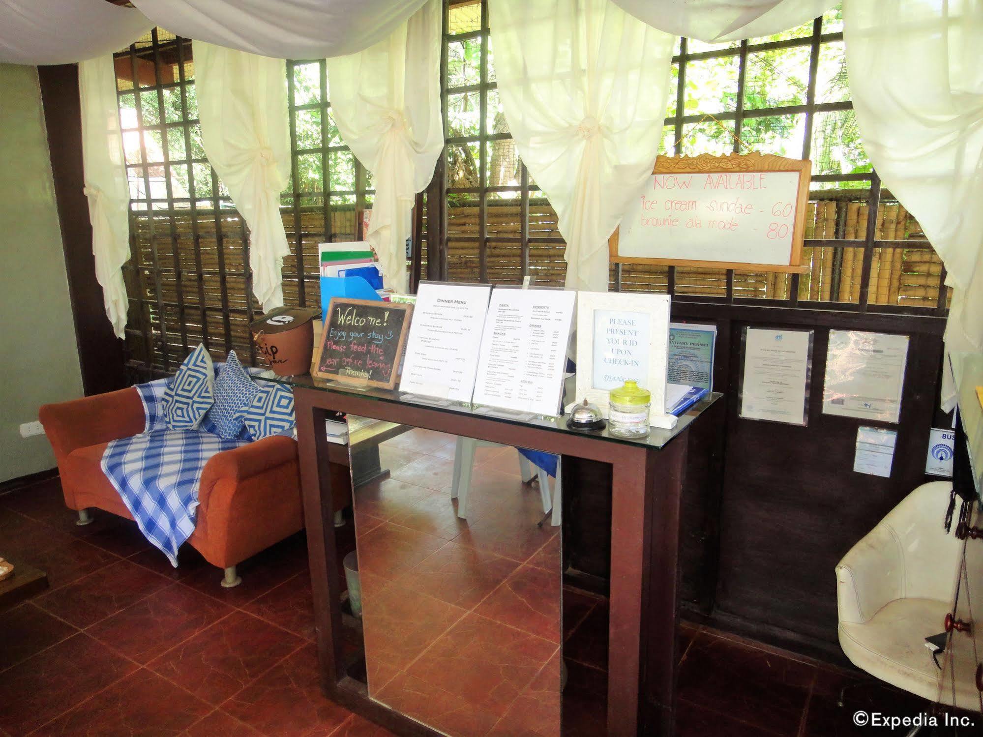 By The Bay, Jacana Bed & Breakfast Puerto Princesa Luaran gambar