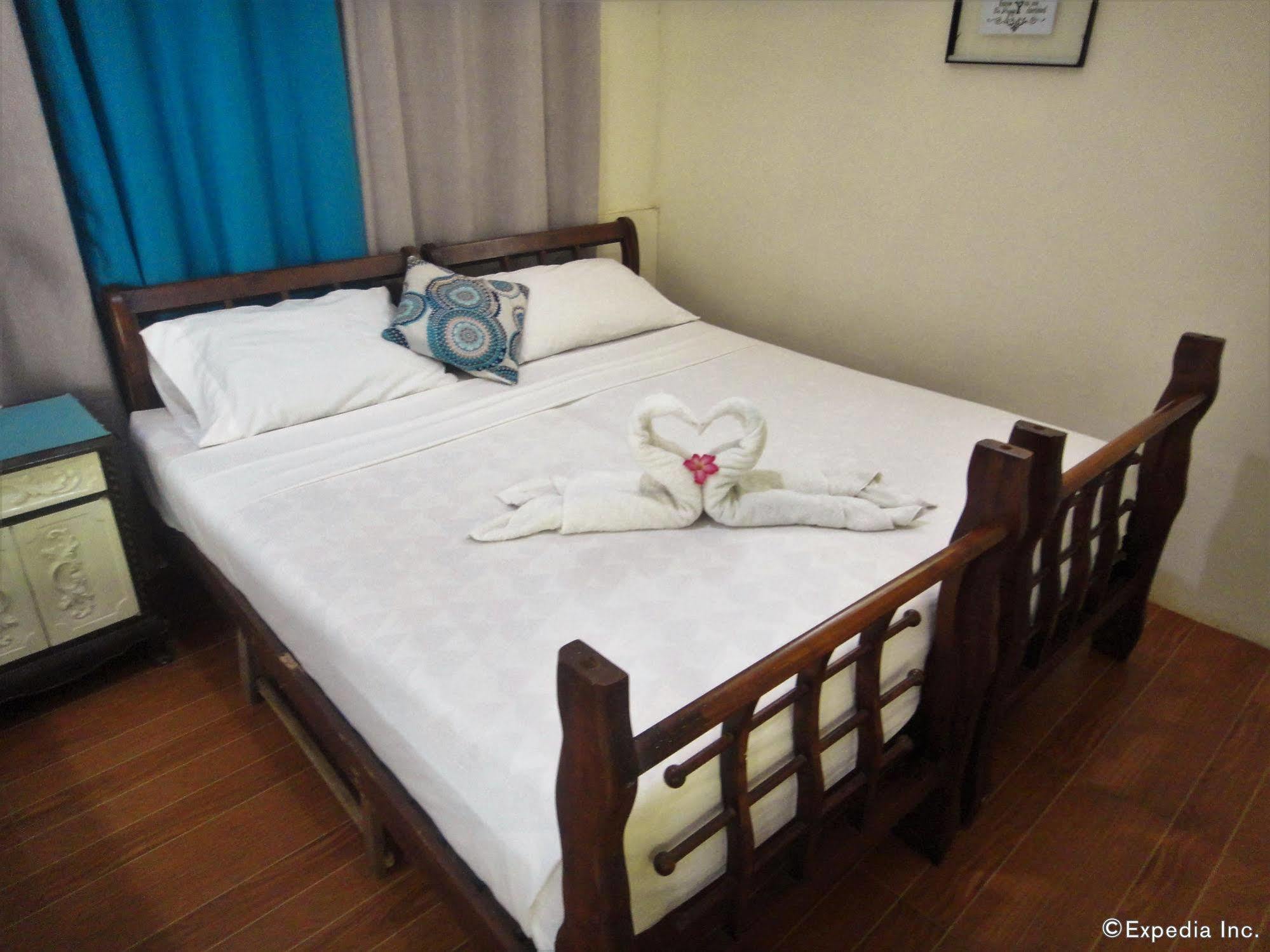 By The Bay, Jacana Bed & Breakfast Puerto Princesa Luaran gambar